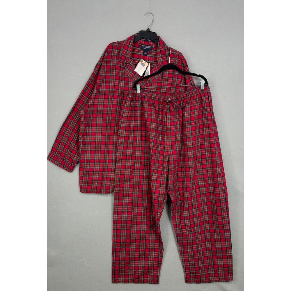 Roundtree & Yorke Pajama Set Men 2XT Red Plaid Flannel Sleepwear Classic Lounge